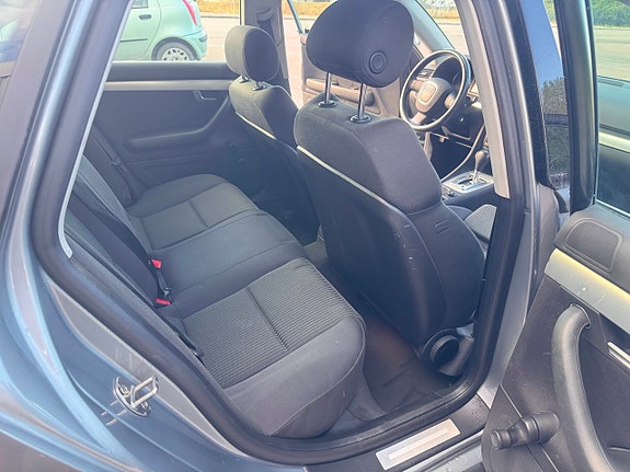 Audi A4 15 of 18