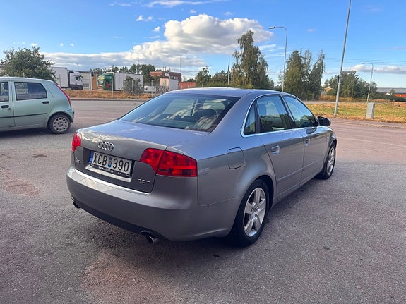Audi A4 8 of 18