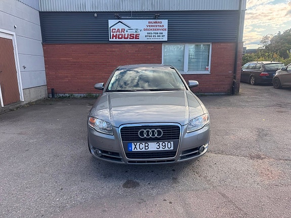 Audi A4 2 of 18