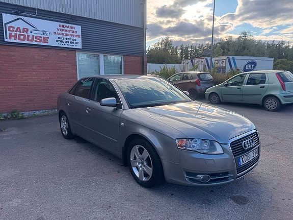 Audi A4 3 of 18