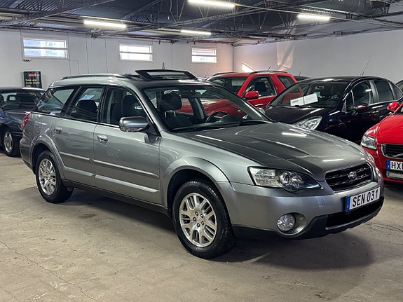 Subaru Outback 2 of 5