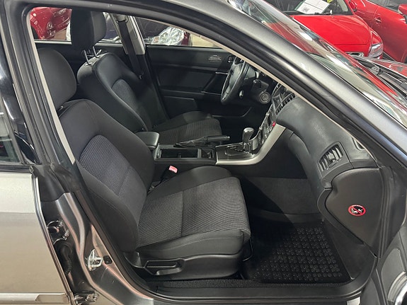 Subaru Outback 9 of 15