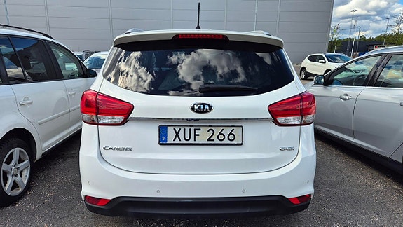 Kia Carens 5 of 5