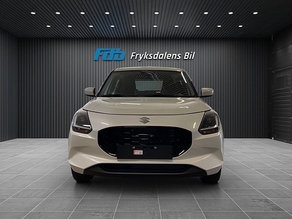 Suzuki Swift 2 of 21