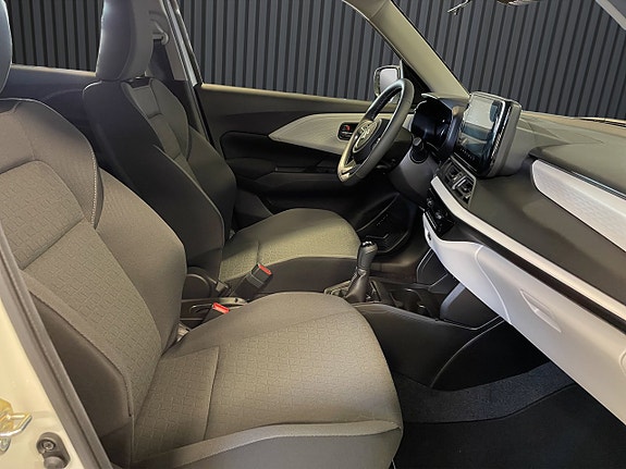 Suzuki Swift 16 of 21