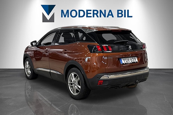 Peugeot 3008 4 of 5