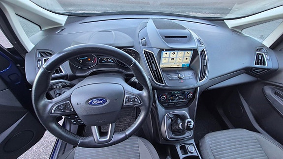Ford C-Max 8 of 10
