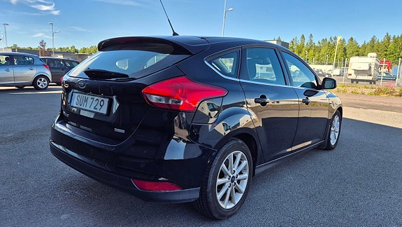 Ford Focus 4 of 5