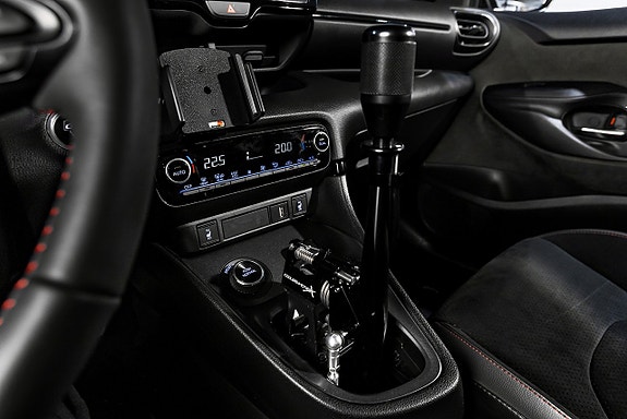 Toyota Yaris 17 of 27