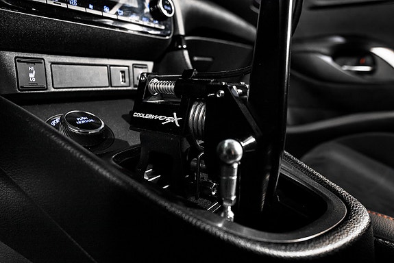Toyota Yaris 18 of 27