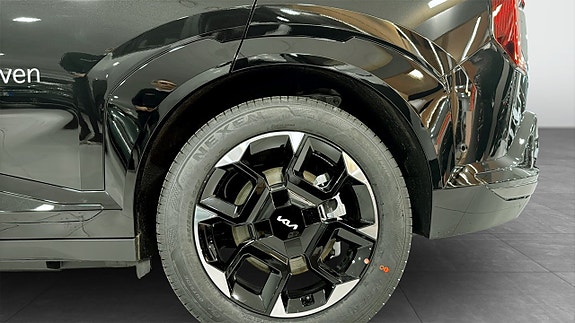 Kia EV5 15 of 15