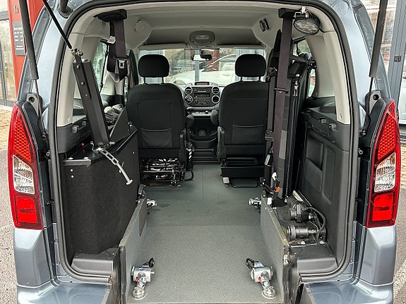 Peugeot Partner Tepee 11 of 28