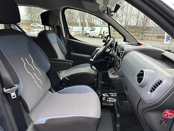 Peugeot Partner Tepee 17 of 28