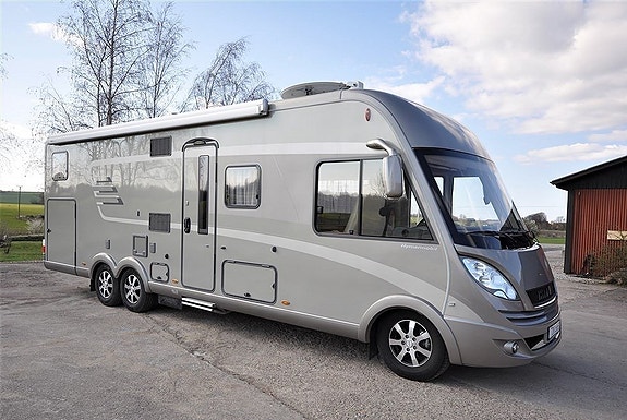 Hymer B 878 SL Fullutrustad/E&P Stödben/Läder/5,5ton/2700mil/2 ägare