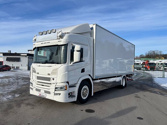 Scania P320 4x2 Kyl/Frysbil, Korridorbil, 2 Zons