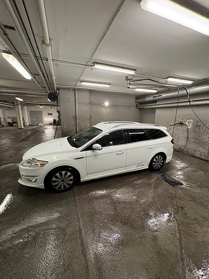 Ford Mondeo 2 of 16