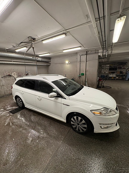 Ford Mondeo 8 of 16