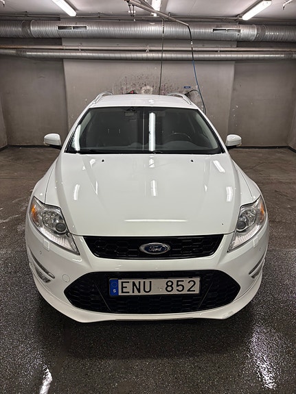 Ford Mondeo 10 of 16