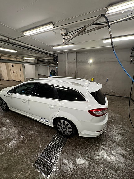Ford Mondeo 4 of 16