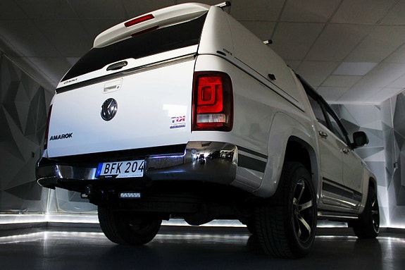 Volkswagen Amarok 8 of 26