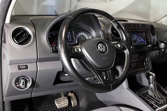 Volkswagen Amarok 15 of 26