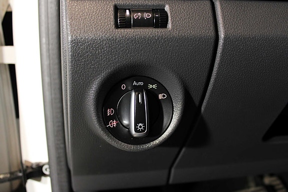 Volkswagen Amarok 24 of 26