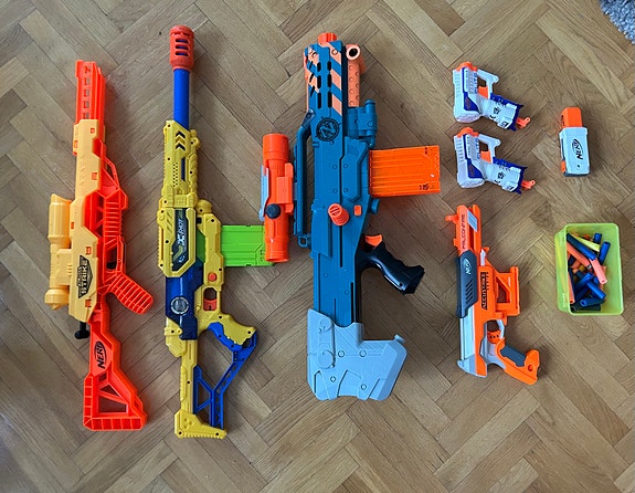 Product image 1 of 2
