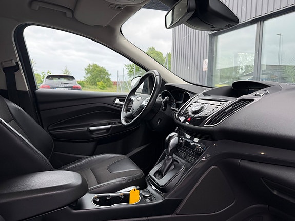 Ford Kuga 17 of 26