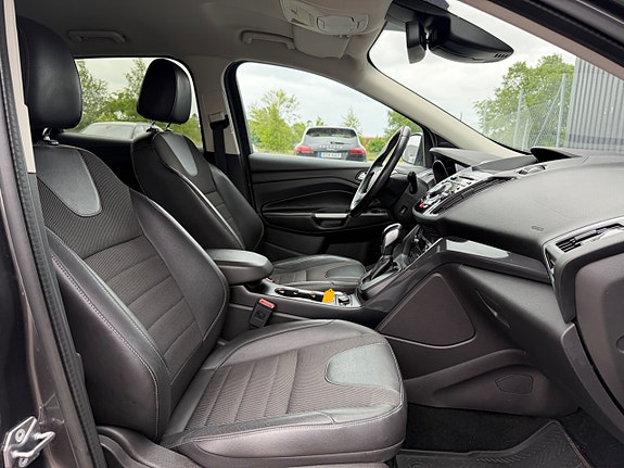 Ford Kuga 16 of 26