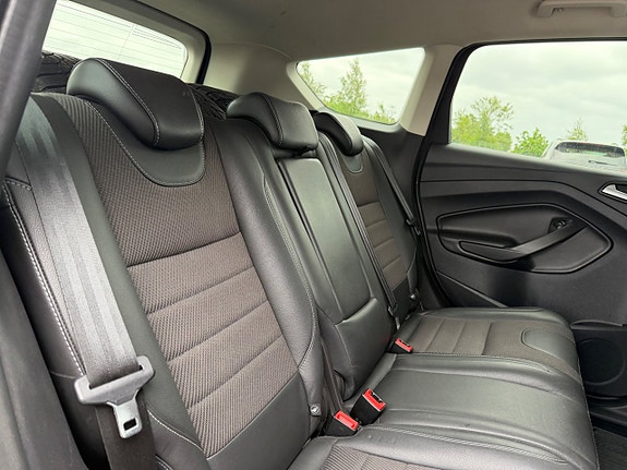 Ford Kuga 21 of 26