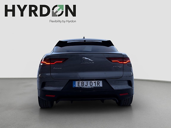 Jaguar I-PACE 4 of 5