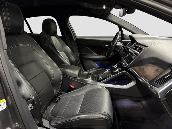 Jaguar I-PACE 13 of 20