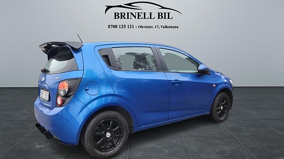 Chevrolet Aveo 7 of 15