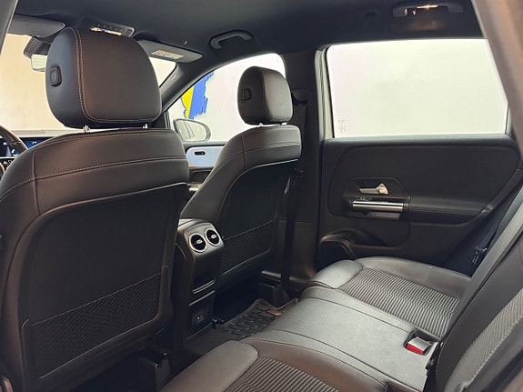 Mercedes-Benz B250 e 13 of 24