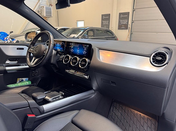 Mercedes-Benz B250 e 10 of 24