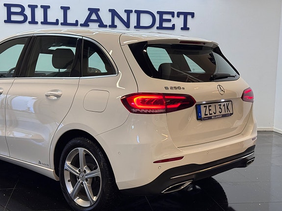 Mercedes-Benz B250 e 6 of 24