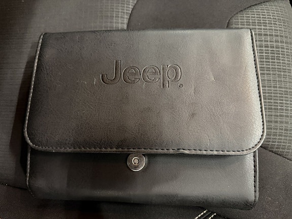 Jeep Cherokee 27 of 27