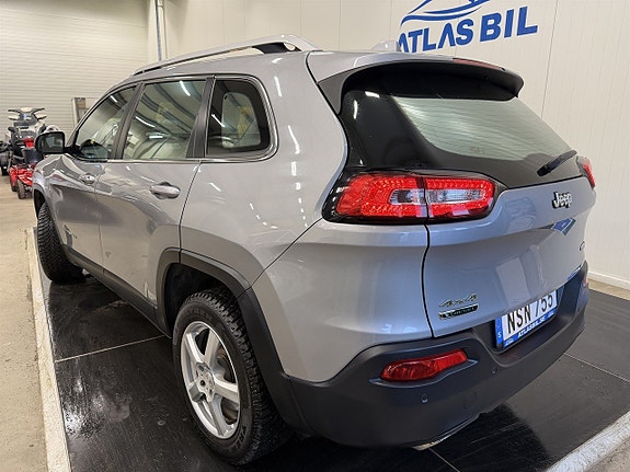 Jeep Cherokee 6 of 27