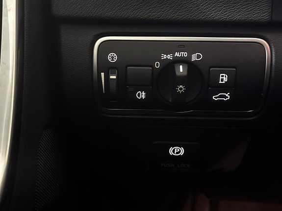 Volvo V60 13 of 25