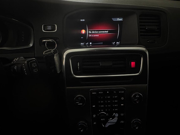 Volvo V60 20 of 25