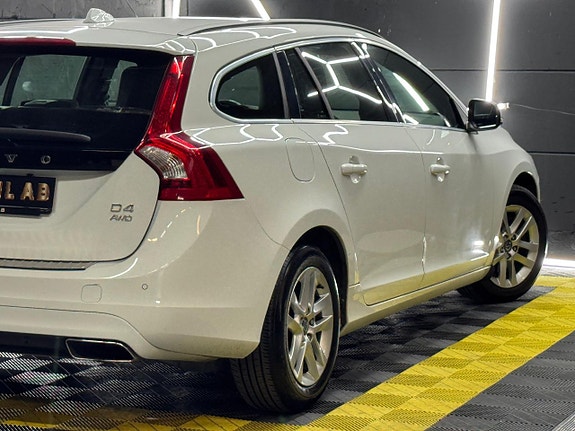 Volvo V60 6 of 25