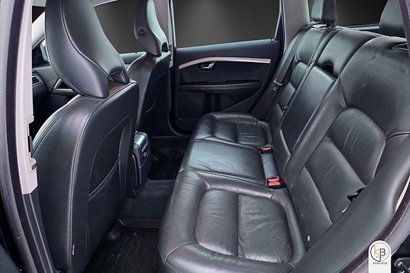 Volvo V70 8 of 11
