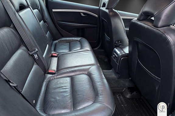 Volvo V70 9 of 11