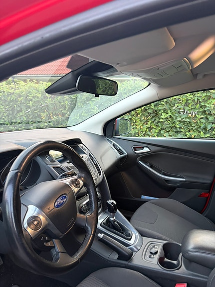 Ford Focus 5 of 5