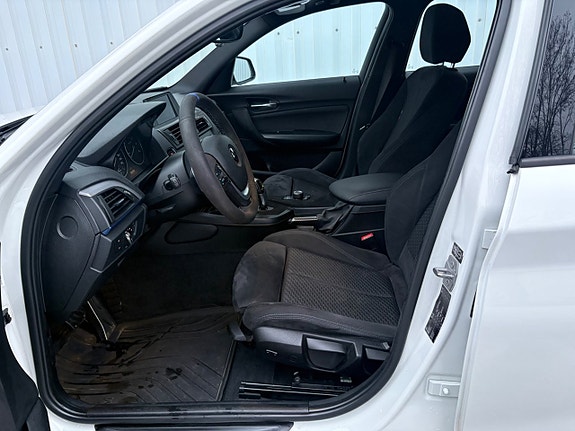 BMW 118d 9 of 16