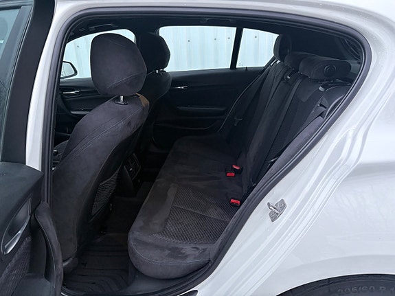 BMW 118d 10 of 16