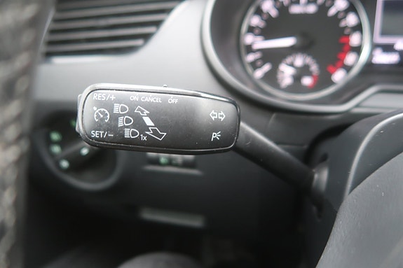 Skoda Octavia 18 of 27