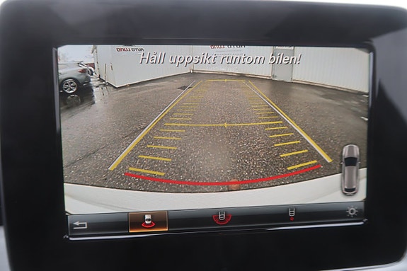 Mercedes-Benz CLA200 d 14 of 27