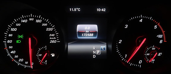 Mercedes-Benz CLA200 d 12 of 27