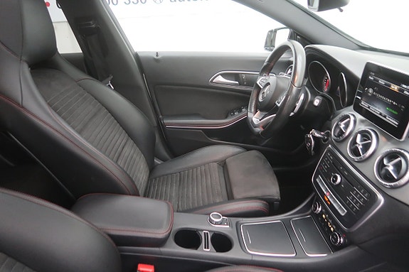 Mercedes-Benz CLA200 d 9 of 27